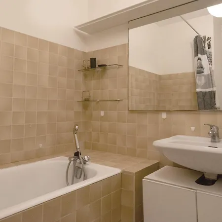 Apartment Charming - Eiffel Tower Paris